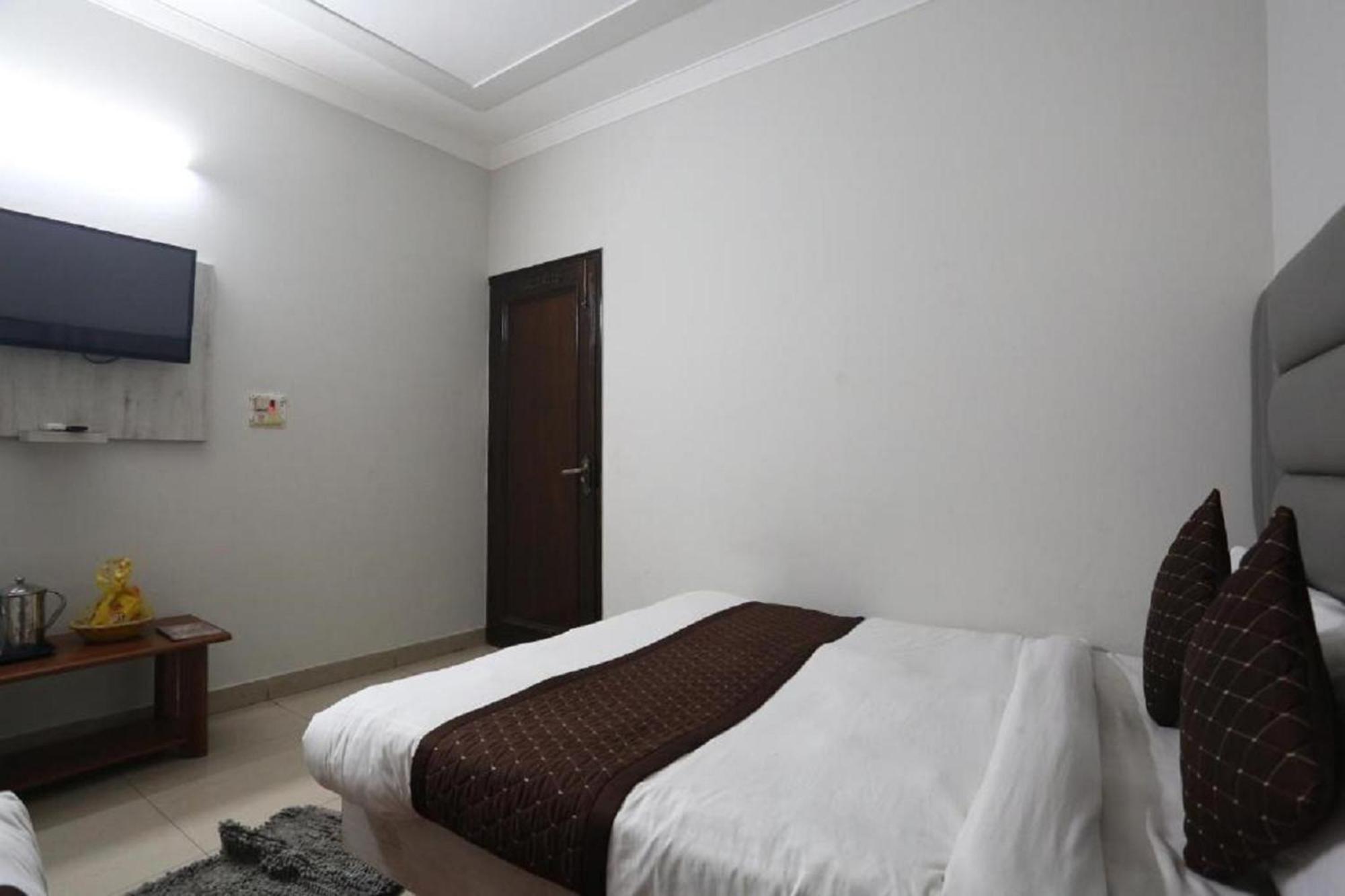 Hotel Suncity & Restaurant Hisār Exterior photo