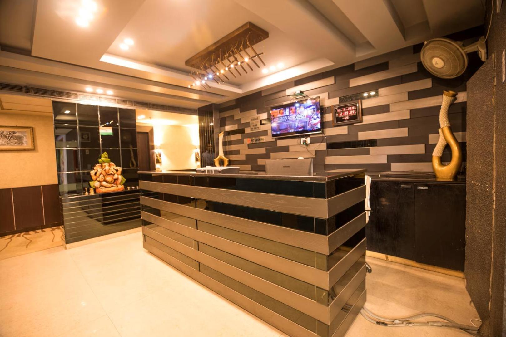 Hotel Suncity & Restaurant Hisār Exterior photo