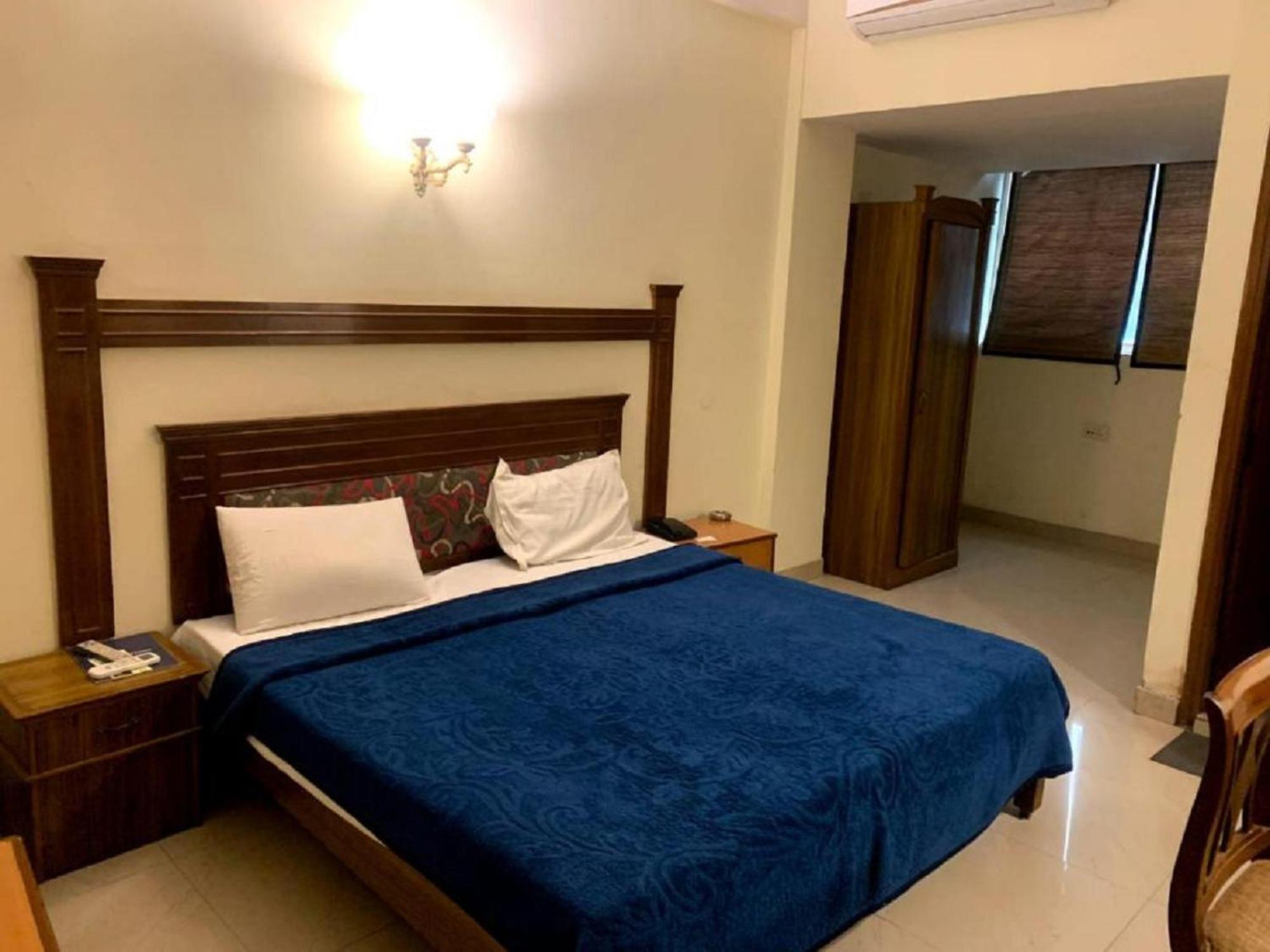 Hotel Suncity & Restaurant Hisār Exterior photo